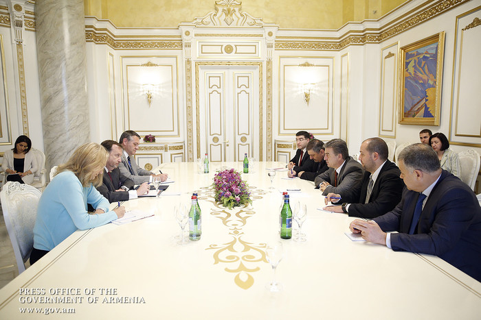 Karen Karapetyan received US Ambassador Richard Mills