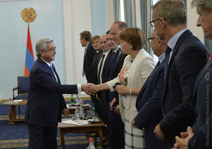 President Sargsyan receives participants of annual meeting of Belgium and Netherlands-led subgroup of IMF and World Bank