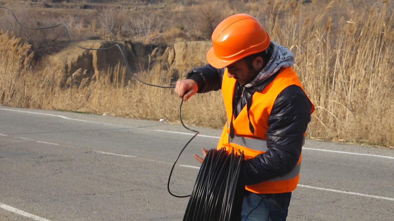 Vivacell-MTS: An important section of the Yerevan-Meghri interstate highway gets illuminated