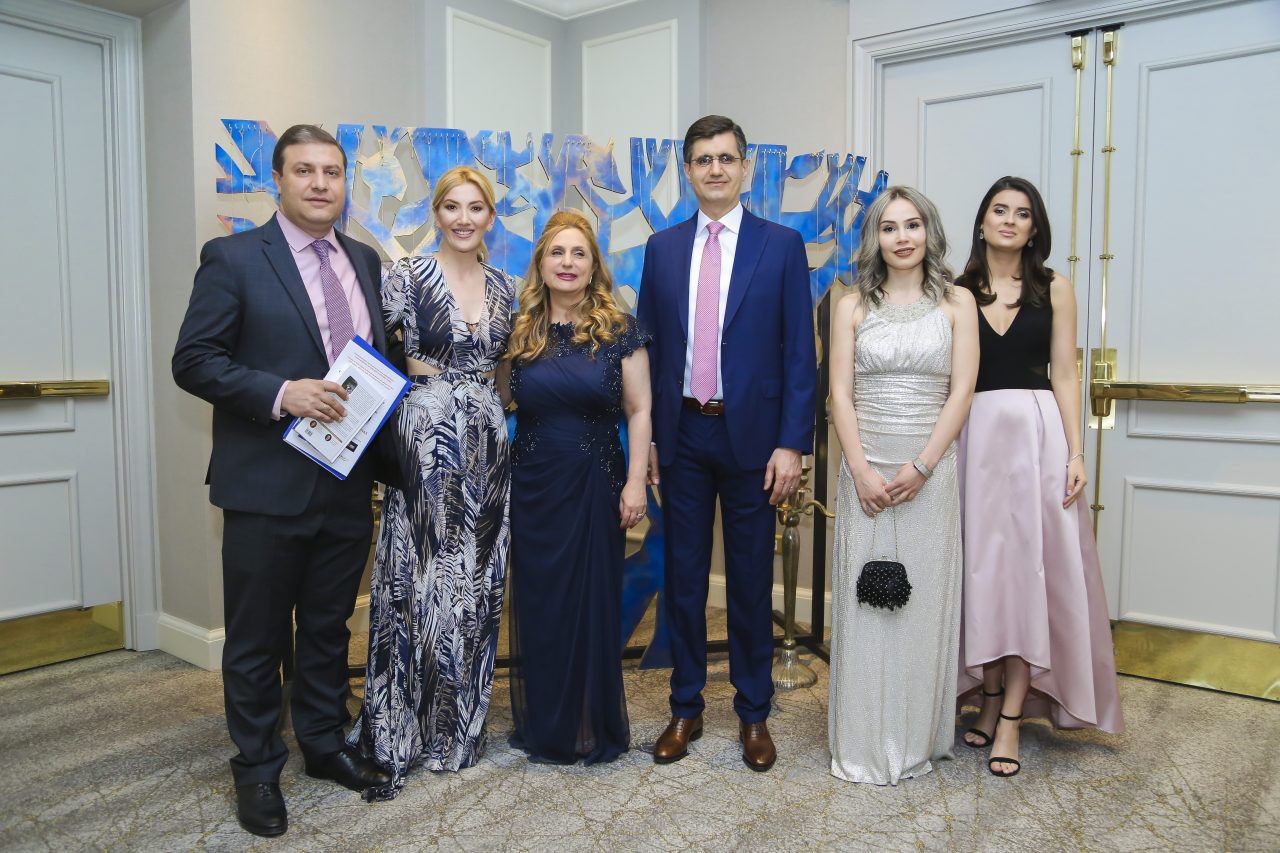 Vivacell-MTS: Charity dinner to support lonely seniors and children in need