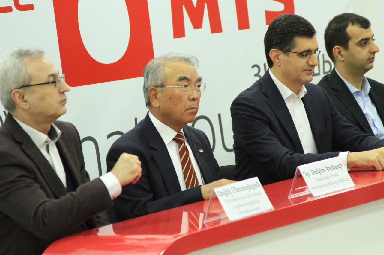 Takeo Kanade, author of ‘virtualized reality’, visits VivaCell-MTS to meet with ICT community of Armenia