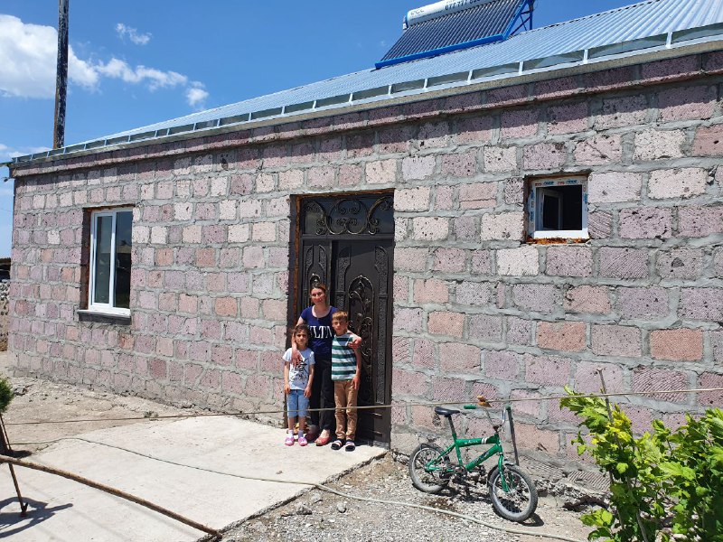 Viva-MTS: Spacious stone house instead of a half-ruined room