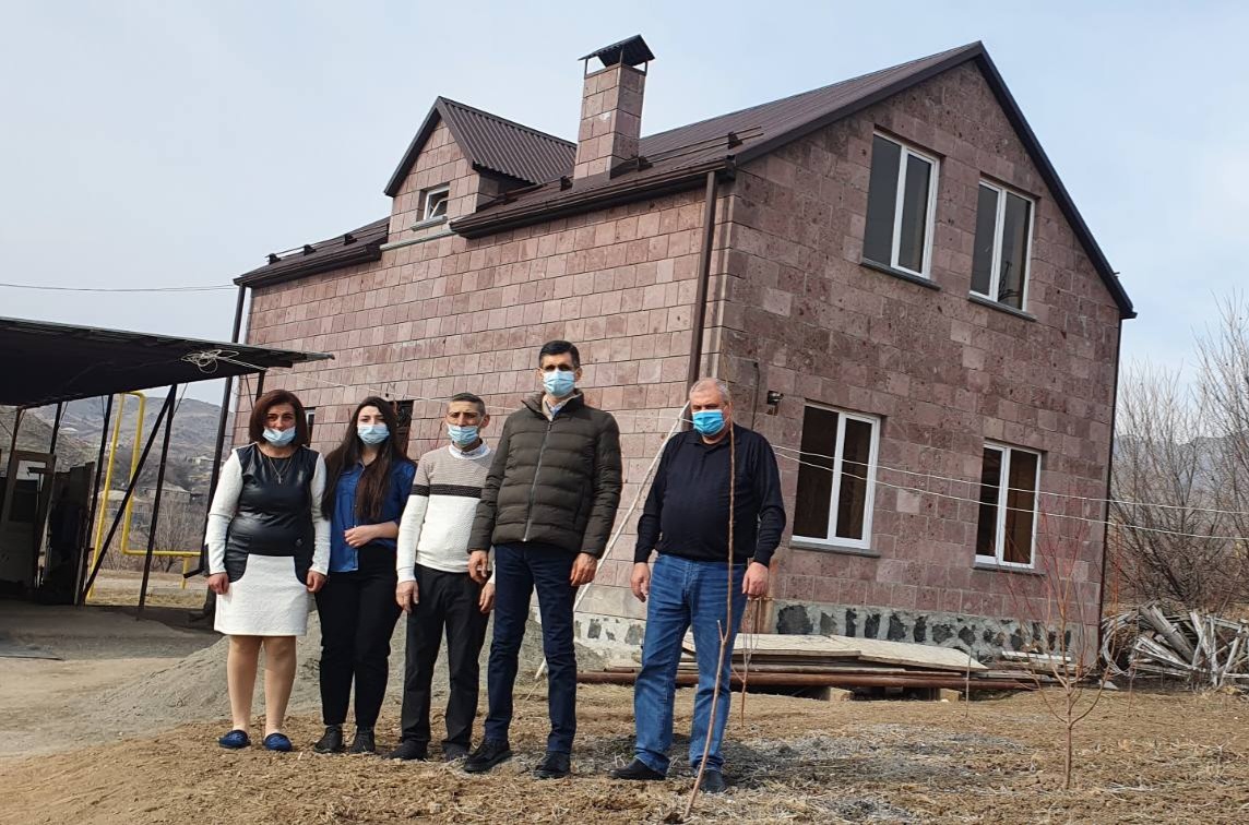 Viva-MTS: The 25-year-old metal container has already become a storage room