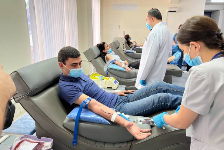 IDBank. Donate blood, help to live