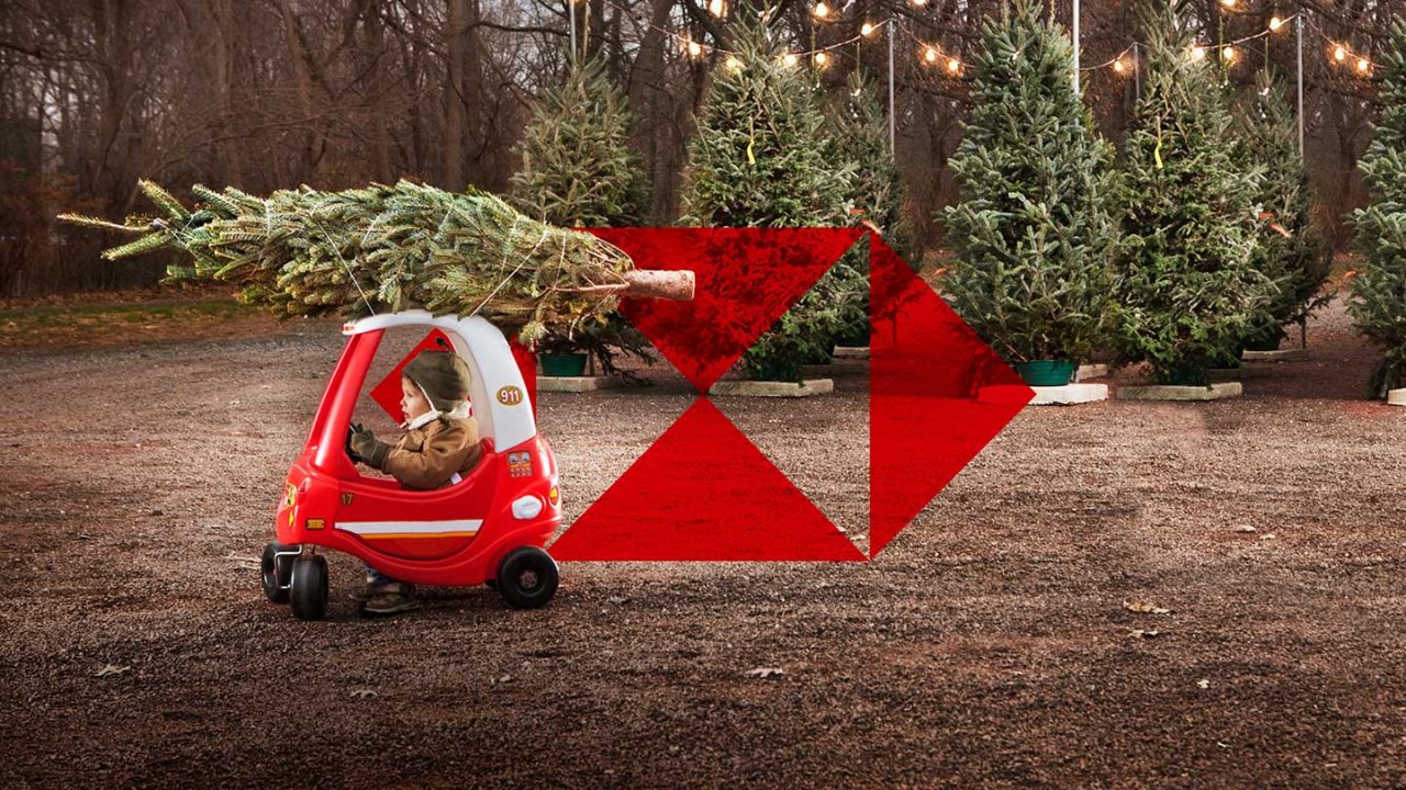 HSBC Armenia Brings New Year Joy to the Children of Kotayk