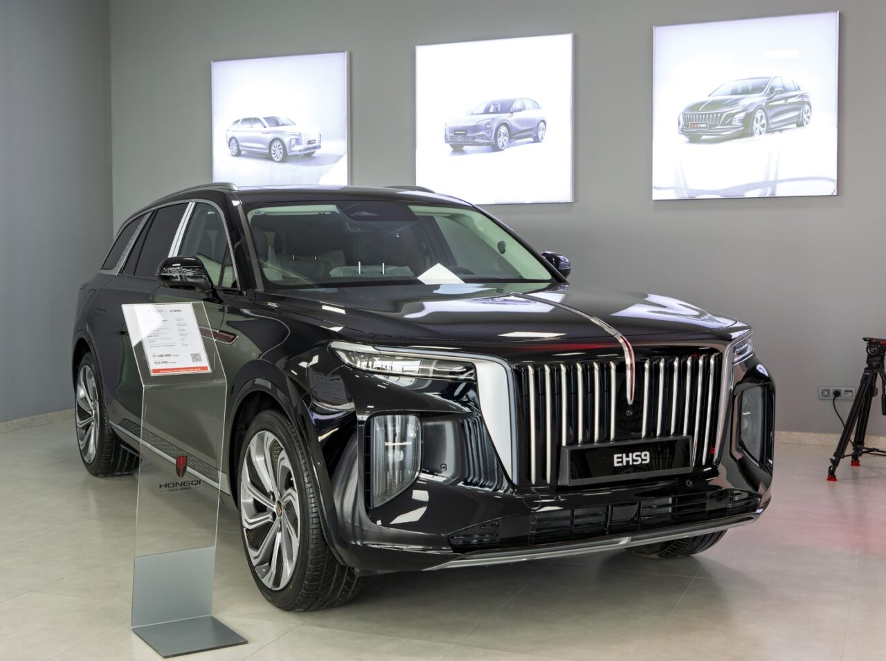 The Symbol of Chinese Automotive Excellence Arrives in Armenia: E-auto Becomes the Official Representative of Hongqi Electric Vehicles