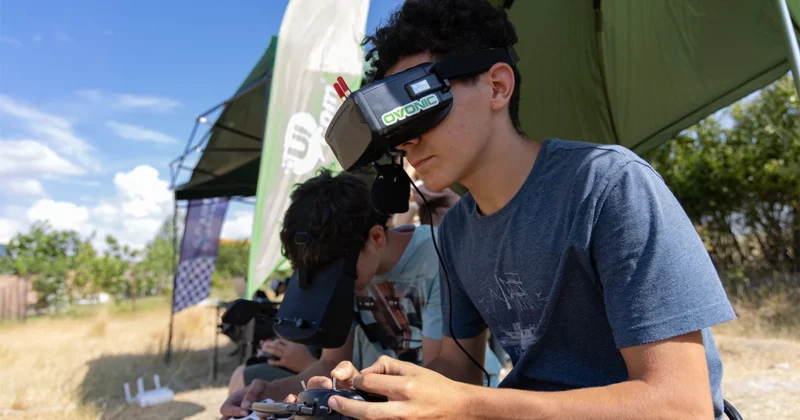 Ucom Supports the Second Phase of ArmDrone’s FPV Drone Educational Program 2