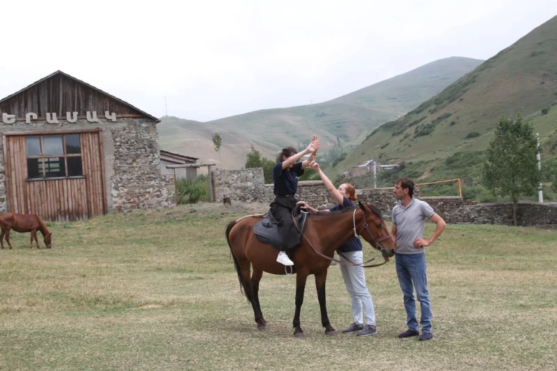 Hippotherapy: A tool for physical, emotional and social development. Viva and “Artissimo” continue to write their success story 2