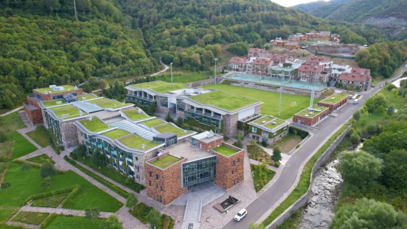 UWC Dilijan Launches Summer Astrophysics Academy for Youth from Around the World 1